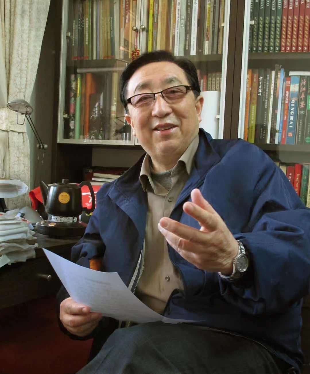 杨恩璞